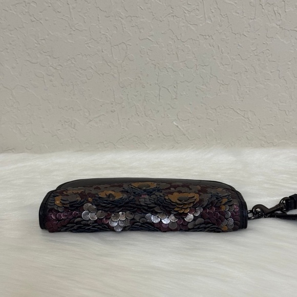 Coach Clutch With Leather Sequin - Picture 5 of 11